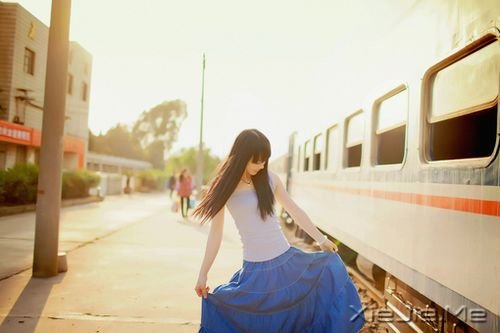 晚安心语:青春就是让你张扬的笑,也给你莫名的痛 (3)