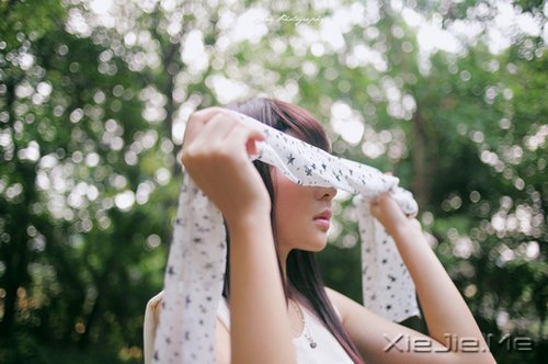 我在试着遗忘,我在试着坚强 (5)